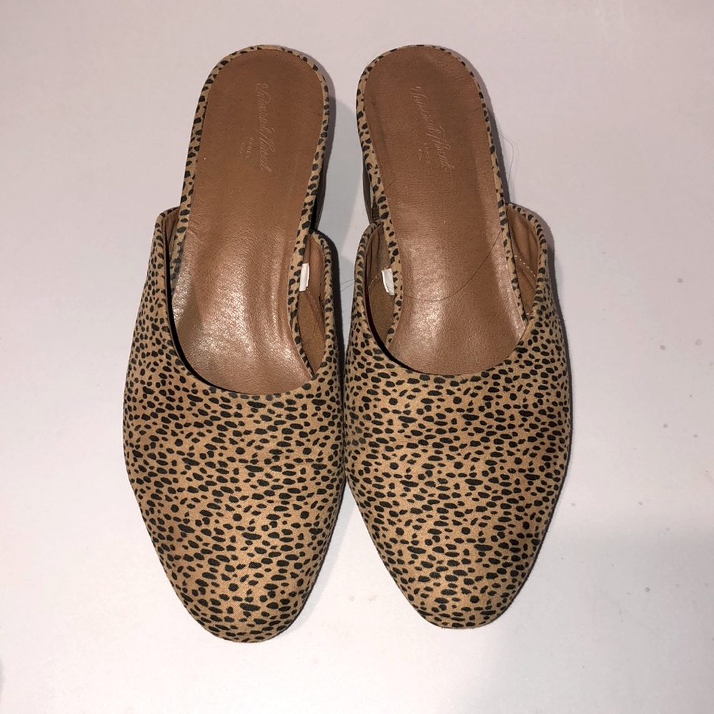 Universal thread heel casual shoes